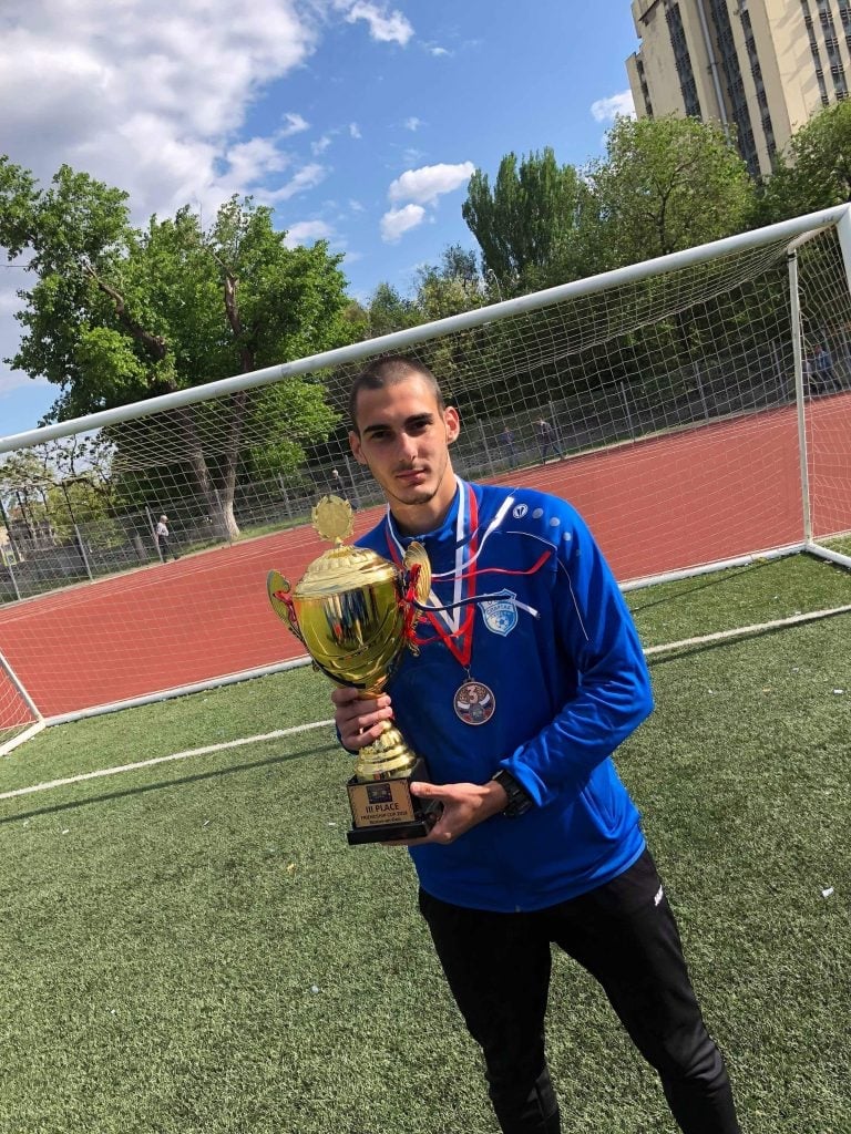 Chavdar With the Cup FastComet